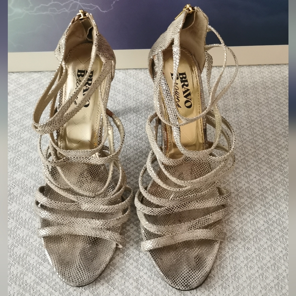 #56~Bravo Browns heels